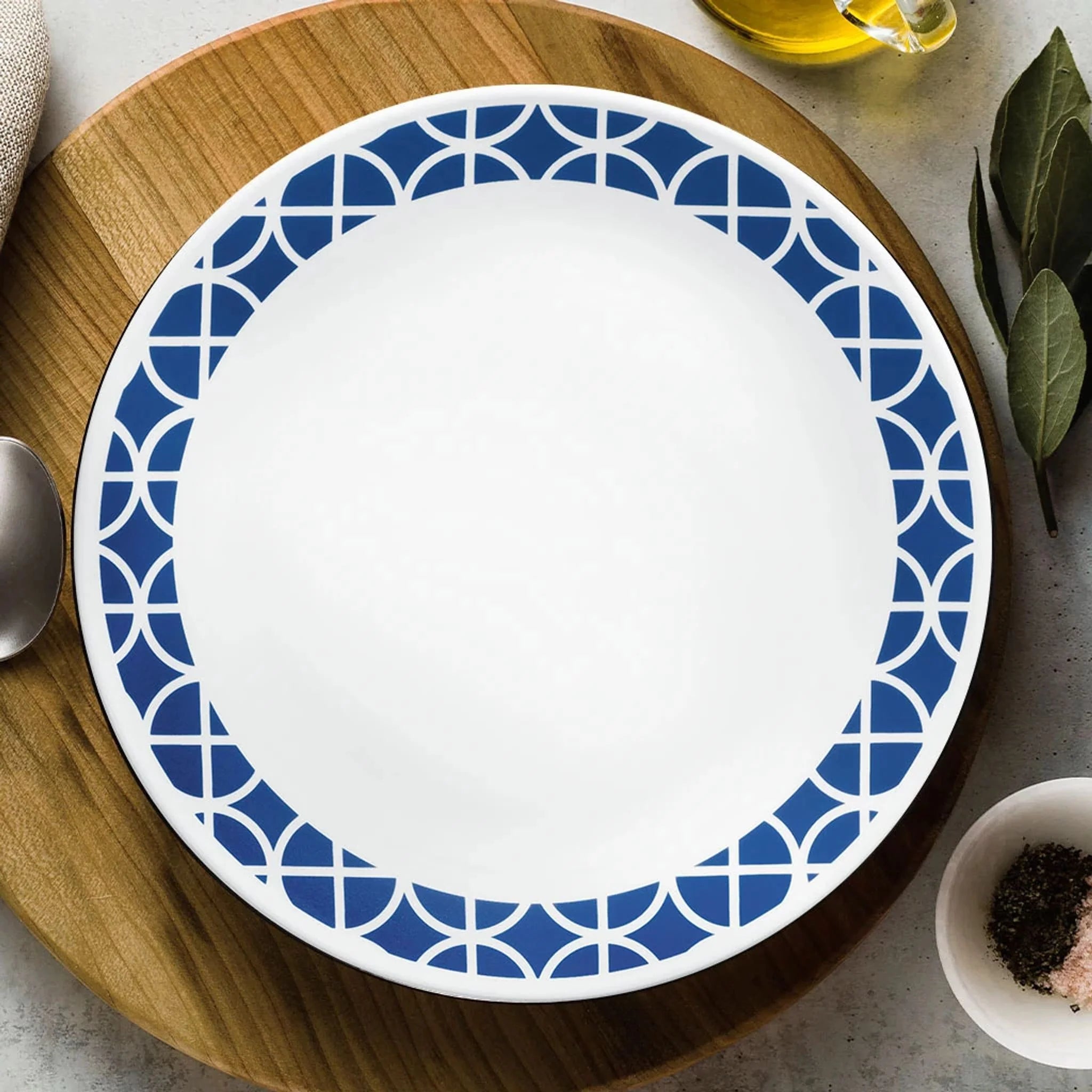Cobalt Circles 12-piece Mugless Dinnerware Set, Service of 4 - Image 4